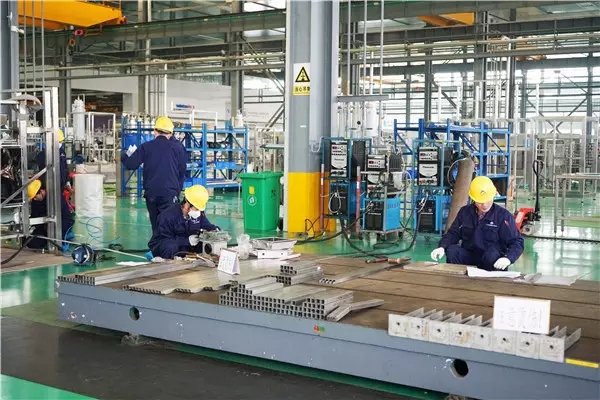 副省长何报翔调研宁乡经开区，助推开放型经济与医药产业协同发展